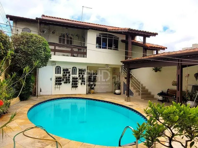 Imagem: Casa Térrea À Venda, com 230M², 3 Quartos
