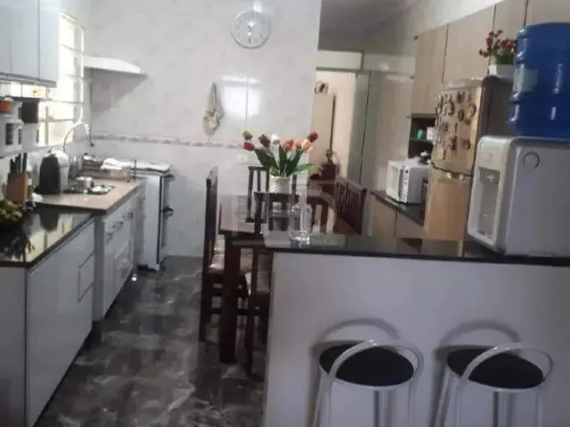 Imagem: Casa À Venda, 2 Quartos, 2 Vagas, Vila