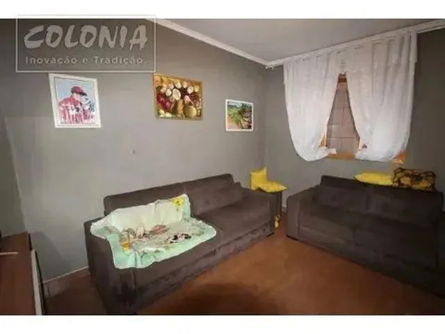 Imagem: A casa possui 3 Dormitórios, 2 Suítes, 3 Banheiros, 2