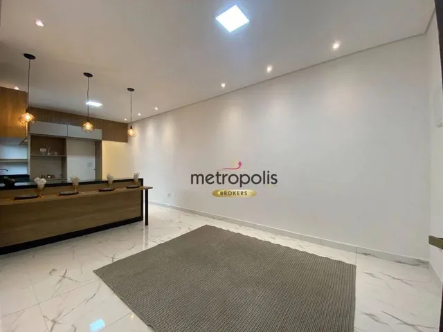 Imagem: A casa possui 2 Dormitórios, 2 Banheiros, 2 Vagas na