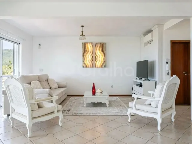 Imagem 2: Casa para Venda em Florianópolis, Praia Brava, 4 Dormitórios, 2 Suítes, 4 Banheiros, 6