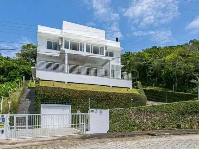 Imagem 5: Casa para Venda em Florianópolis, Praia Brava, 4 Dormitórios, 2 Suítes, 4 Banheiros, 6