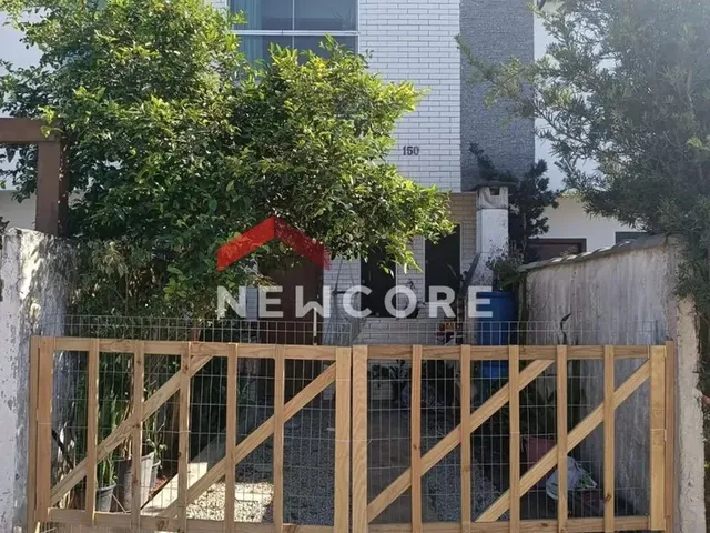 Imagem 1: Casa em Servidão Aquífero Guarani - São João do Rio Vermelho - Florianópolis/Sc