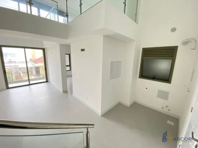 Imagem 2: Oportunidade Alto Padrão em Jurerê com 2 Suítes