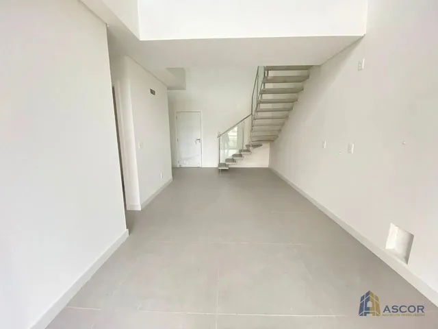 Imagem 11: Oportunidade Alto Padrão em Jurerê com 2 Suítes