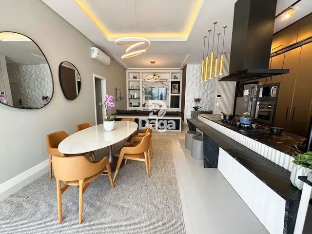 Imagem 2: Apartamento Alto Padrão no João Paulo - 3 Dormitórios, Sendo 2 Suites - Florianópolis