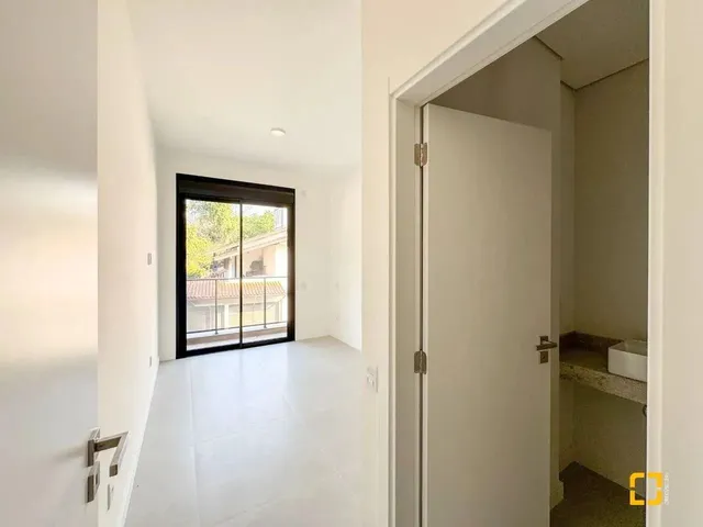 Imagem 11: Apartamento - 2 Suítes, 2 Vagas, Hobby Box e Sacada com Churrasqueira