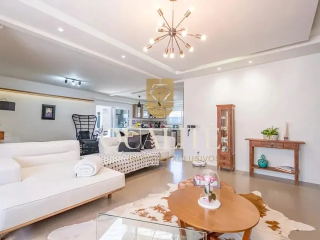 Imagem: Casa de Alto Padrão em Condomínio Fechado