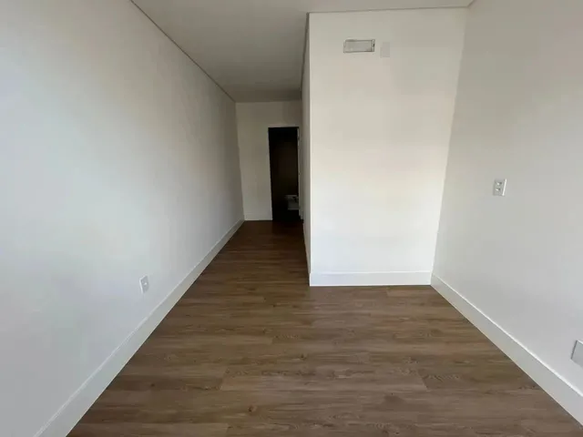 Imagem 11: Apartamento Novo com 2 Suítes e Lavabo a Apenas 50M da Praia