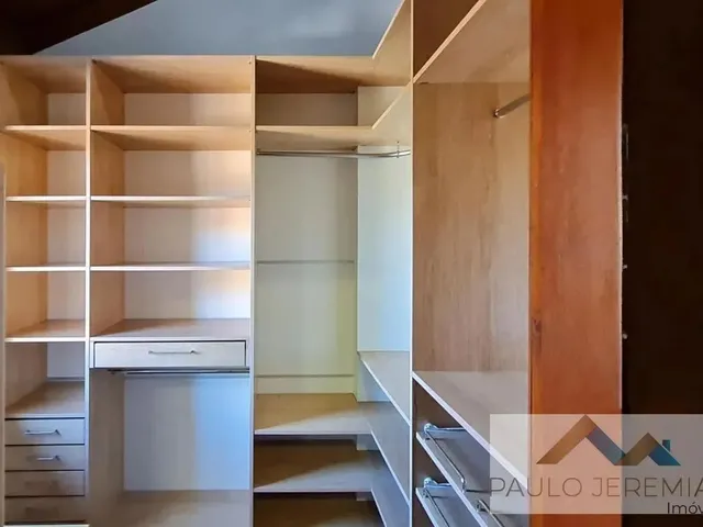Imagem 6: Casa À Venda em Cacupé, Florianópolis: 4 Quartos, 217M², R$2,2Mi
