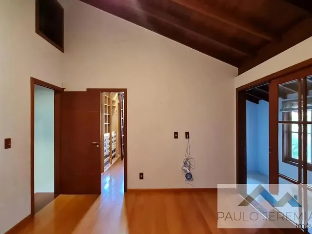 Imagem 10: Casa À Venda em Cacupé, Florianópolis: 4 Quartos, 217M², R$2,2Mi