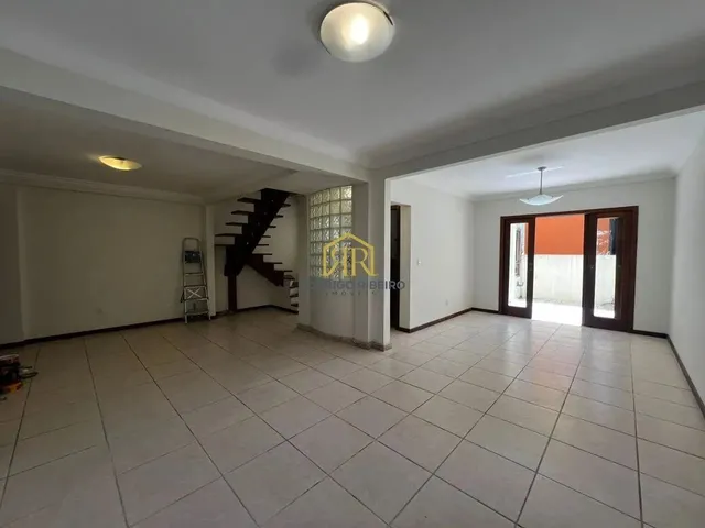 Imagem: Casa em Condomínio Fechado em Sto Antônio