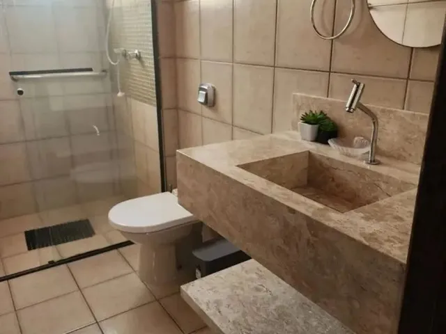 Imagem 3: Casa para Venda em Florianópolis, Praia Brava, 6 Dormitórios, 2 Suítes, 4 Banheiros, 4