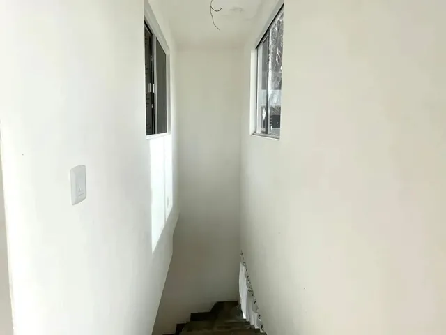 Imagem 9: Duplex para Venda em Ingleses do Rio Vermelho com 3 Quartos, Sendo 2 Suítes , 88M²