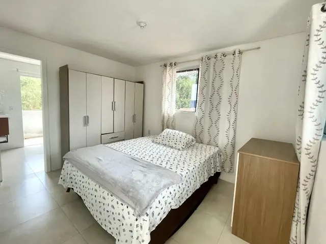 Imagem 8: Duplex para Venda em Ingleses do Rio Vermelho com 3 Quartos, Sendo 2 Suítes , 88M²