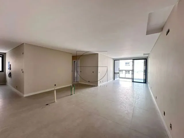 Imagem 2: Apartamento 3 Suítes Quadra Mar