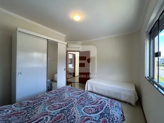 Imagem 7: Casa de 4 Dormitórios À Venda nos Ingleses