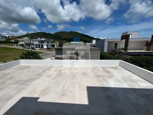 Imagem 6: Casa de 4 Dormitórios À Venda nos Ingleses