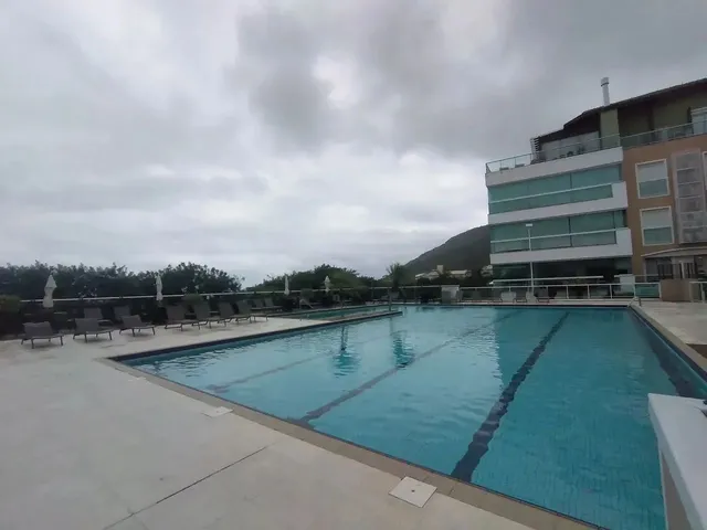 Imagem 15: Apartamento de 2 Quartos Sendo 1 Suíte - Venda - no Santinho - Florianópolis - Vista Mar