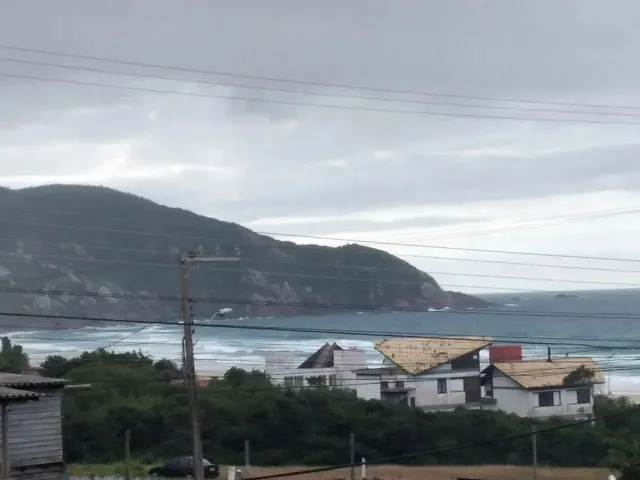 Imagem 11: Apartamento de 2 Quartos Sendo 1 Suíte - Venda - no Santinho - Florianópolis - Vista Mar