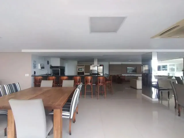 Imagem 5: Apartamento de 2 Quartos Sendo 1 Suíte - Venda - no Santinho - Florianópolis - Vista Mar
