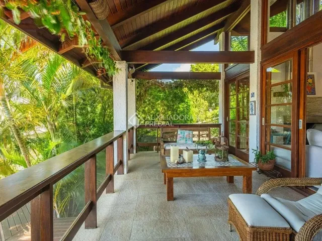 Imagem 2: Casa com 4 Suítes - Piscina - João Paulo - Florianópolis/Sc