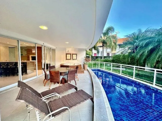 Imagem 1: Apartamento para Venda em Florianópolis, Canasvieiras, 4 Dormitórios, 4 Suítes, 5