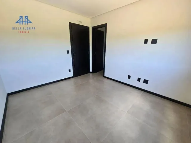 Imagem 11: Casa com 3 Dormitórios À Venda, 260 M² por R$ 1.750.000,00 - Vargem Grande