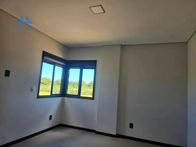 Imagem 3: Casa com 3 Dormitórios À Venda, 260 M² por R$ 1.750.000,00 - Vargem Grande