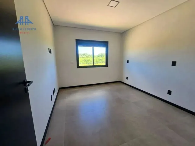 Imagem 4: Casa com 3 Dormitórios À Venda, 260 M² por R$ 1.750.000,00 - Vargem Grande