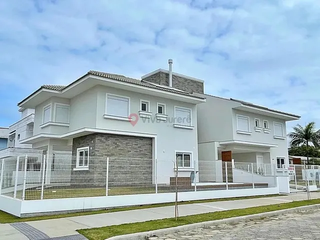 Imagem 8: Casa com 3 Suítes À Venda na Praia da Daniela Florianópolis
