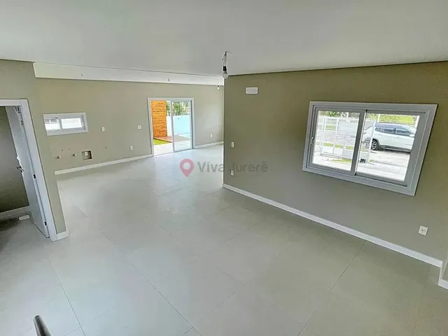 Imagem 6: Casa com 3 Suítes À Venda na Praia da Daniela Florianópolis