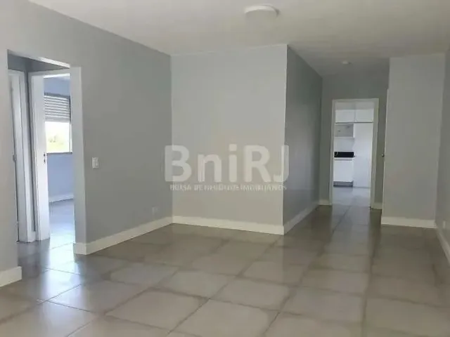 Imagem 4: Apartamento com 02 Quartos , Sendo 01 Suite- 01 Vaga . Valparaiso- Petropolis - Rj