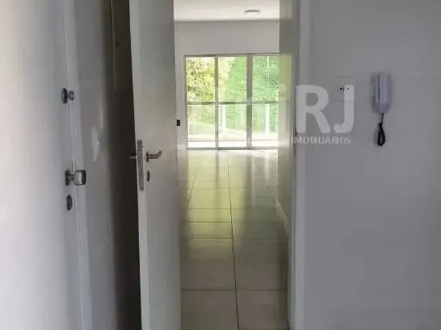 Imagem 8: Apartamento com 02 Quartos , Sendo 01 Suite- 01 Vaga . Valparaiso- Petropolis - Rj