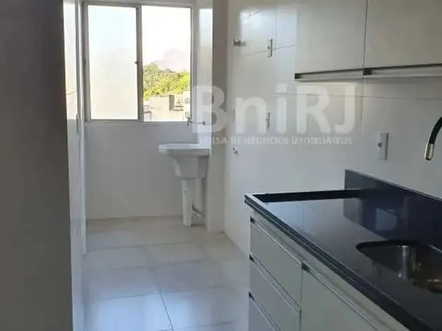 Imagem 10: Apartamento com 02 Quartos , Sendo 01 Suite- 01 Vaga . Valparaiso- Petropolis - Rj
