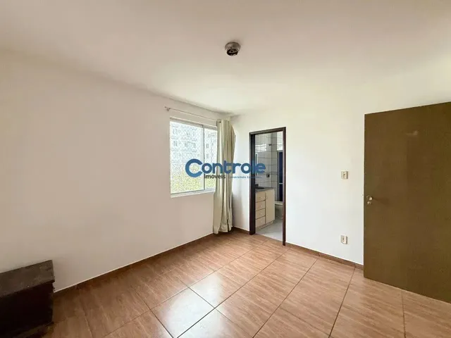 Imagem 5: Apartamento 03 Dormitórios, Sacada e Dependência de Empregada