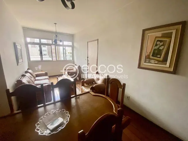 Imagem: Apartamento À Venda, 3 Quartos, 1 Suíte