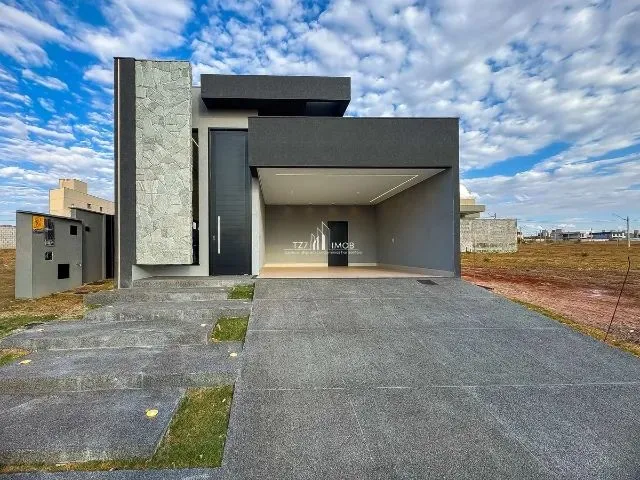 Imagem: Casa Térrea com 3 Suítes Plenas no Jardins
