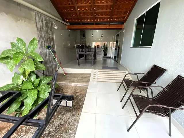 Imagem: Duas Casas com Entradas Independentes no