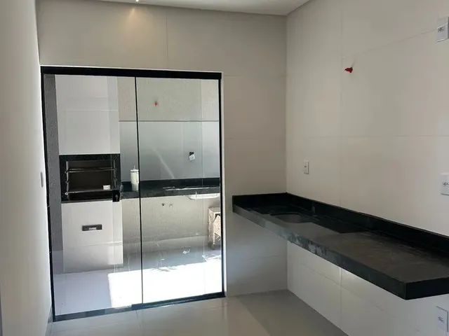 Imagem 5: Casa de 03 Quartos na Vila Oliveira - Aparecida de Goiânia Casa de Rua com 3 Quarto(S) E