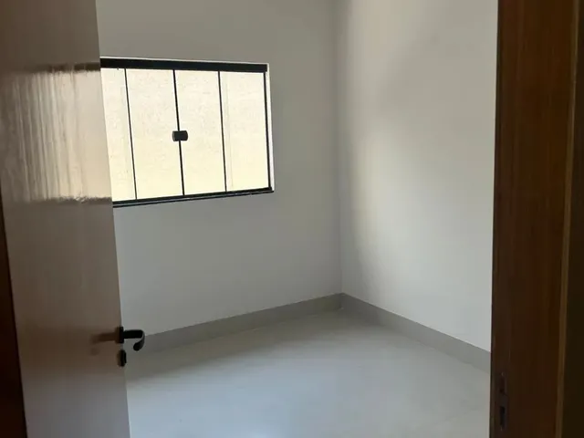 Imagem 8: Casa de 03 Quartos na Vila Oliveira - Aparecida de Goiânia Casa de Rua com 3 Quarto(S) E