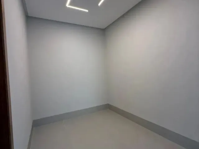 Imagem 2: 4 Suítes, Casa com Piscina
