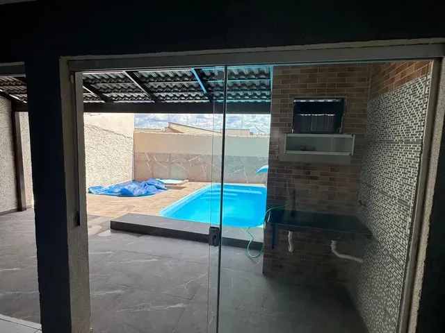 Imagem 1: Casa Sobrado com Piscina