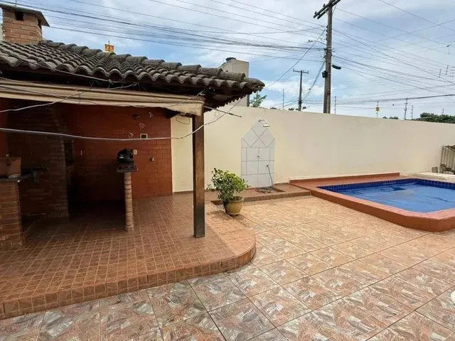 Imagem 3: Casa Ampla com Piscina e Churrasqueira Pronta para Morar e Financiar