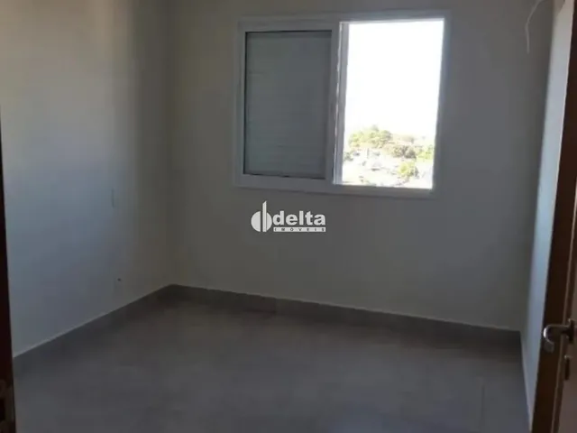 Imagem 9: Apartamento com 2 Quartos e 1 Suíte Venda no Bairro Presidente Roosevelt Em