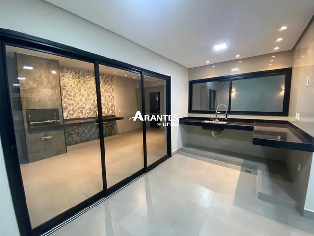 Imagem: Casa com 177M² 3 Quartos À Venda no Bairro