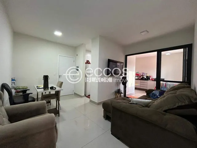 Imagem: Apartamento À Venda, 2 Quartos, 1 Suíte