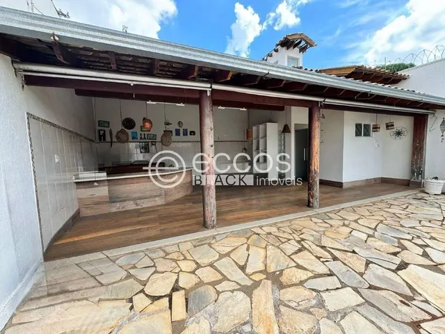 Imagem 3: Casa À Venda, 4 Quartos, 1 Suíte, 4 Vagas, Mercês - Uberaba/Mg