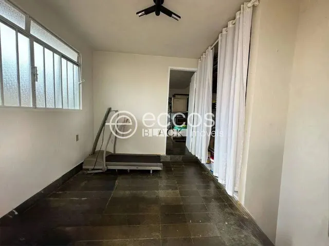 Imagem 12: Casa À Venda, 4 Quartos, 1 Suíte, 4 Vagas, Mercês - Uberaba/Mg