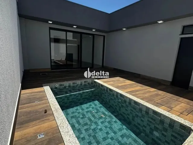 Imagem: Casa em Condomínio com 3 Quartos Disponível